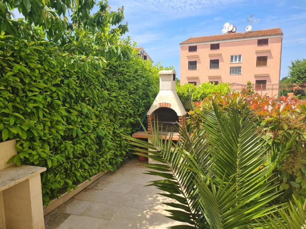 Villa Patricija-Apartmani Poreč Kültér fotó