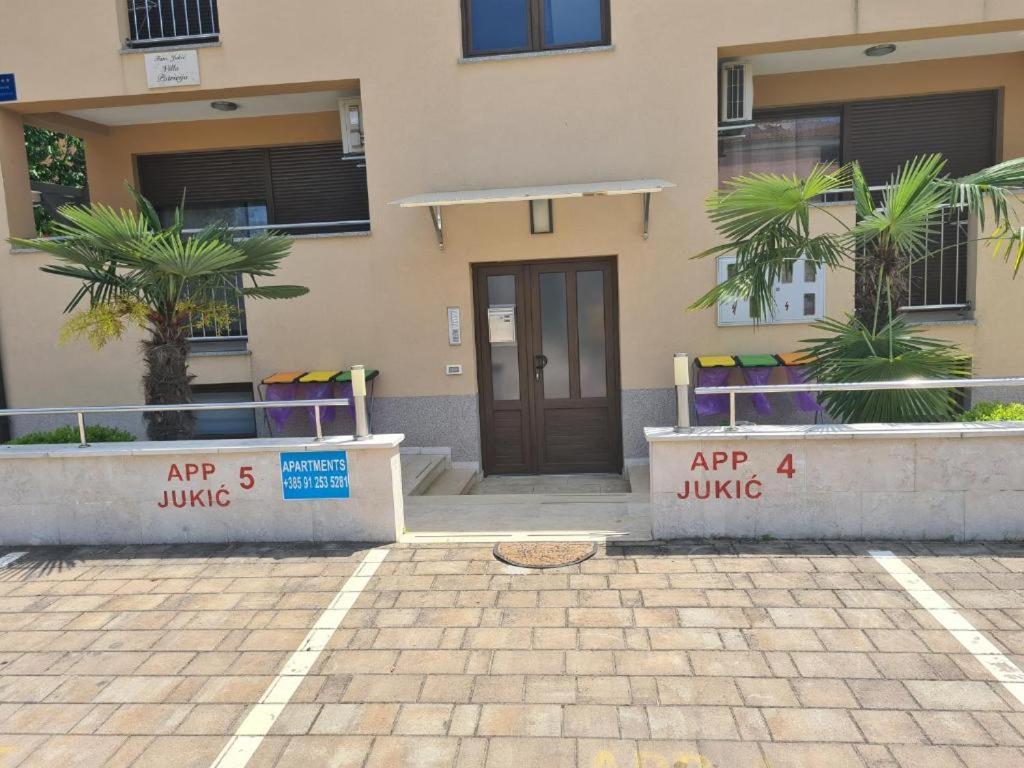 Villa Patricija-Apartmani Poreč Kültér fotó