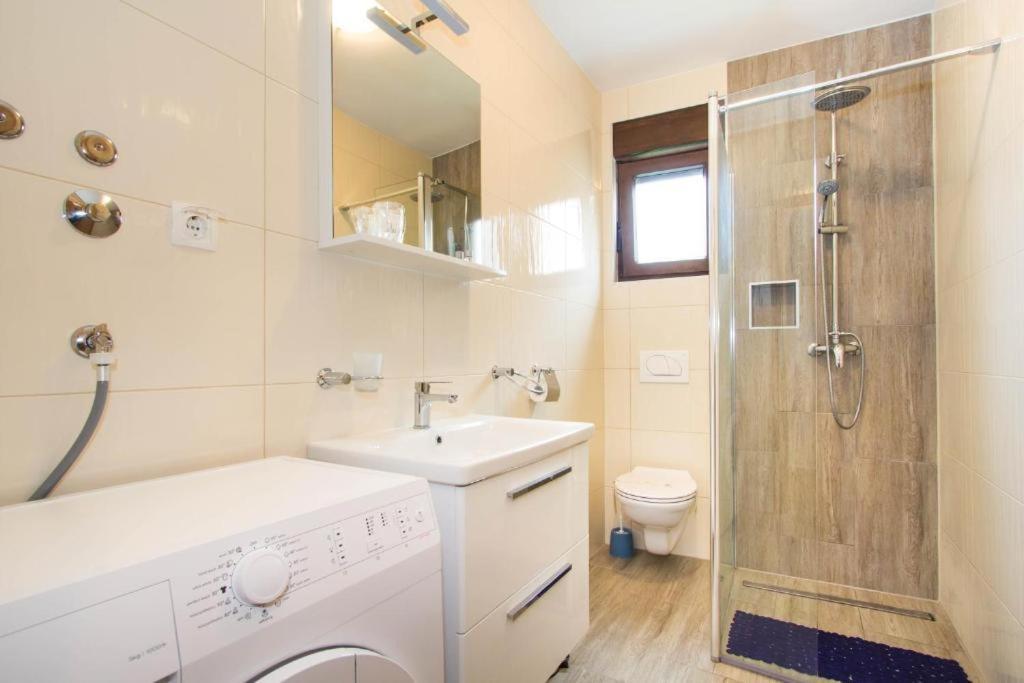 Villa Patricija-Apartmani Poreč Kültér fotó