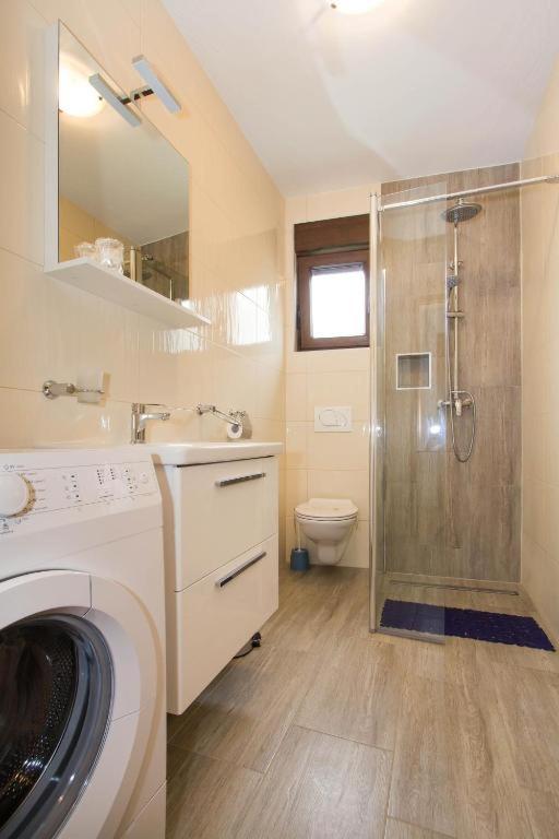 Villa Patricija-Apartmani Poreč Kültér fotó