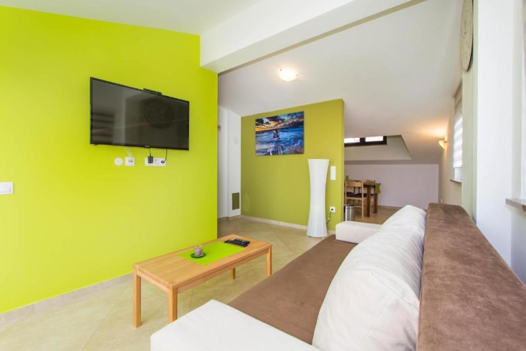 Villa Patricija-Apartmani Poreč Kültér fotó