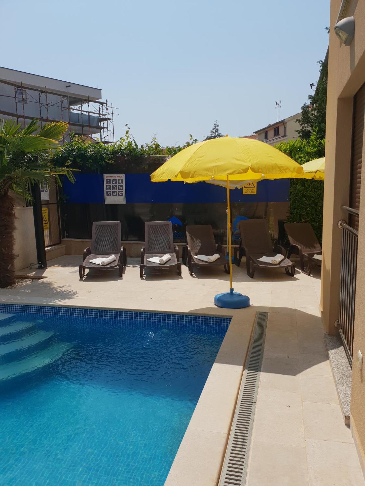 Villa Patricija-Apartmani Poreč Kültér fotó